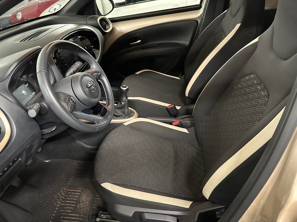 Toyota Aygo X 1,0 Envy 5d