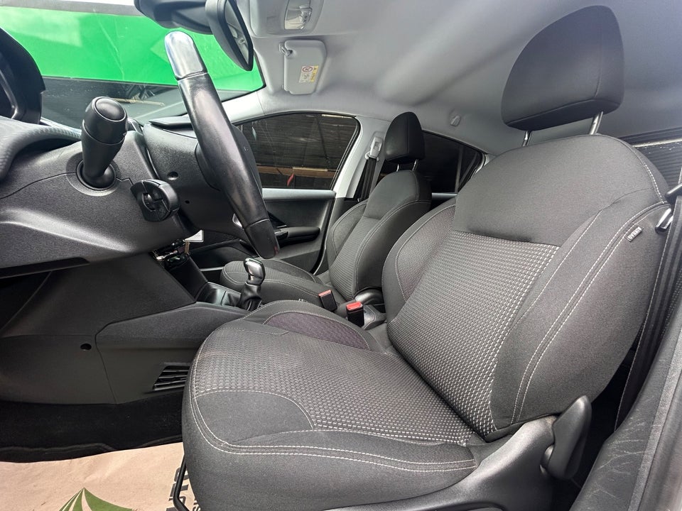 Peugeot 208 1,6 BlueHDi 100 Active 5d