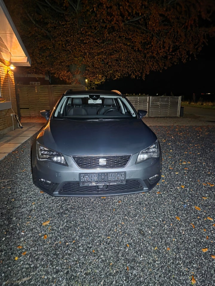 Seat Leon 1,6 TDi 110 Style Barcelona ST 5d