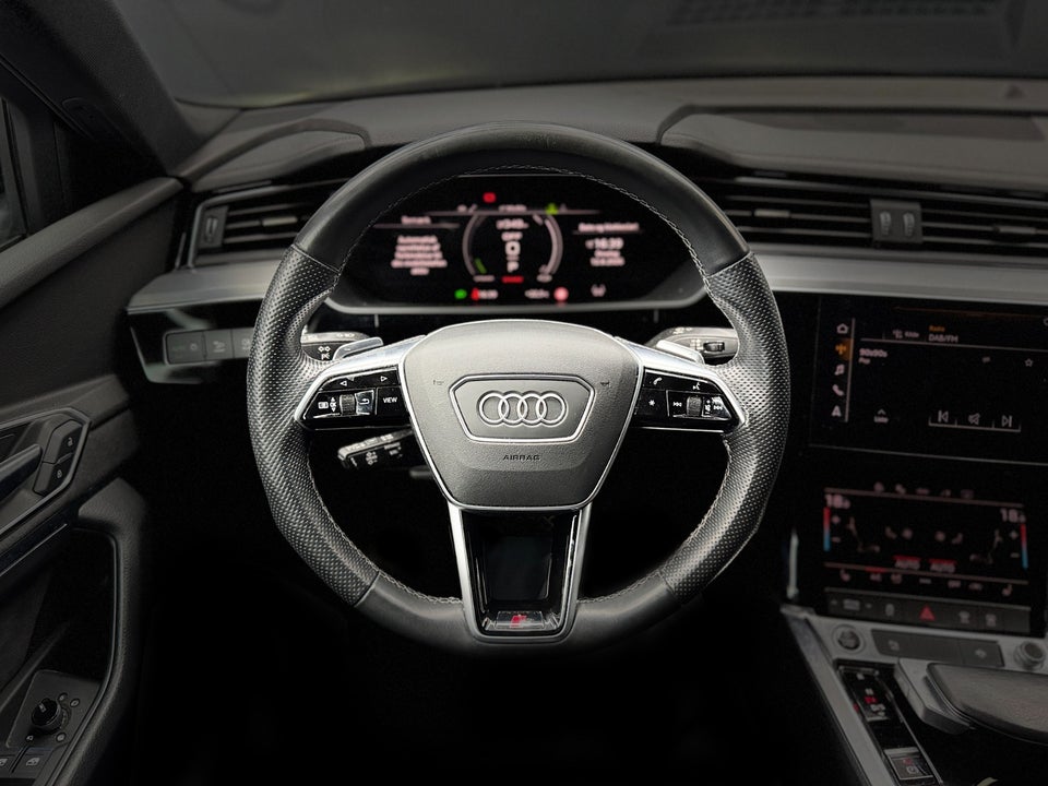 Audi e-tron 55 S-line Sportback quattro 5d