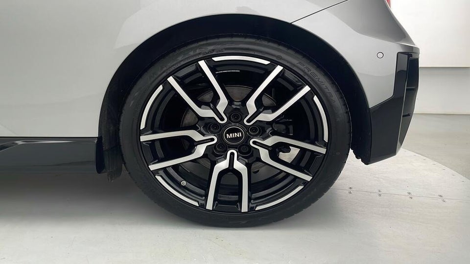 MINI Cooper SE JCW Trim XL 3d