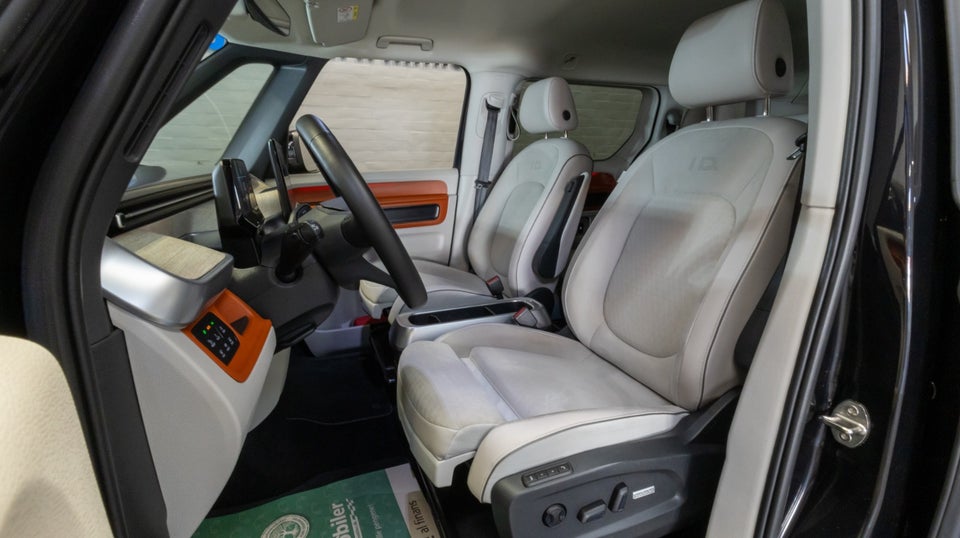 VW ID.Buzz 77 Pro SWB 5d