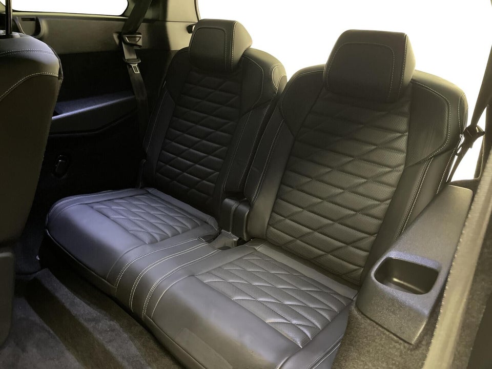 Peugeot e-5008 77 GT 7prs 5d