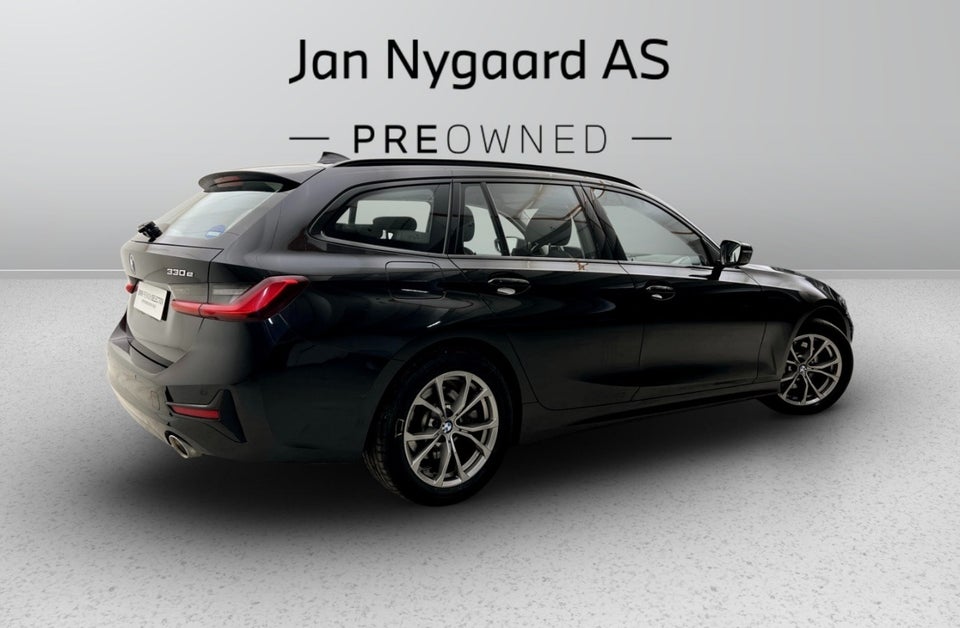 BMW 330e 2,0 Touring Sport Line aut. 5d