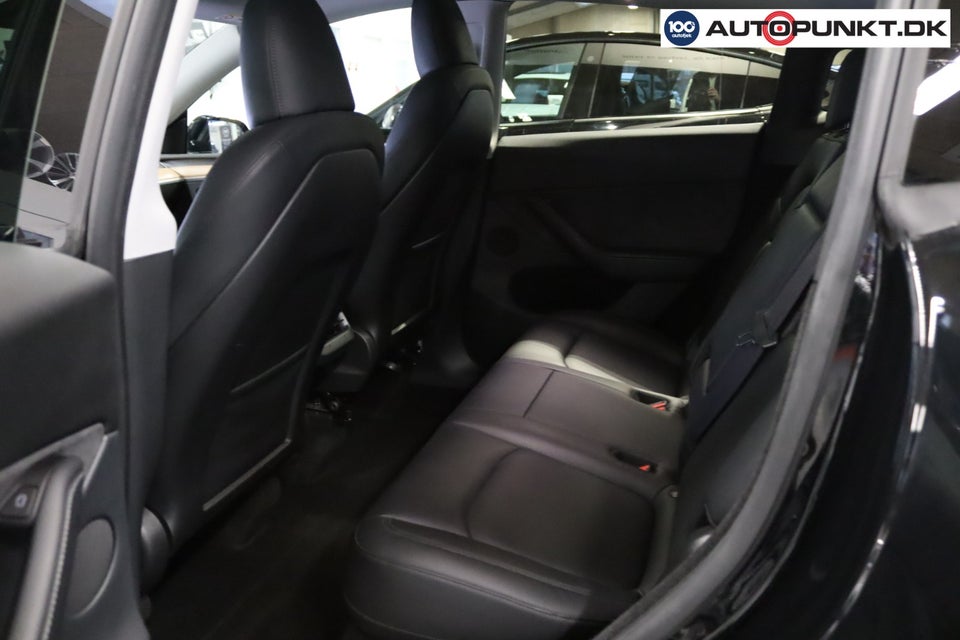 Tesla Model Y Long Range AWD 5d