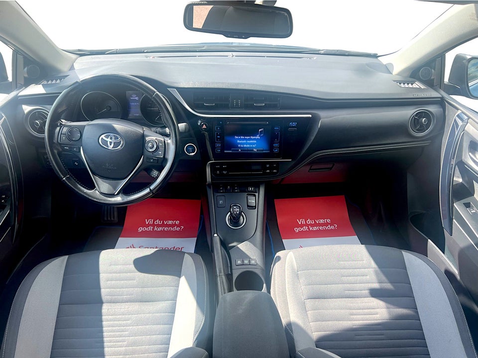 Toyota Auris 1,8 Hybrid H2 Comfort CVT 5d