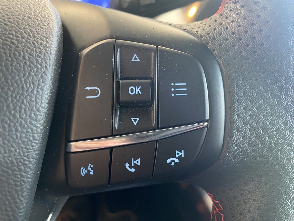 Ford Kuga 2,5 PHEV ST-Line X CVT 5d