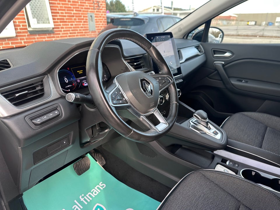 Renault Captur 1,6 E-Tech Intens 5d