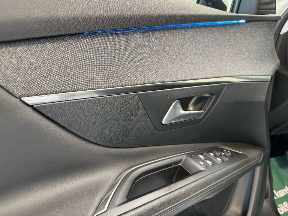 Peugeot 3008 1,6 Hybrid Allure Pack EAT8 5d