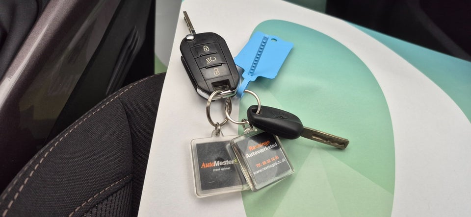 Peugeot 2008 1,2 VTi 82 Allure 5d