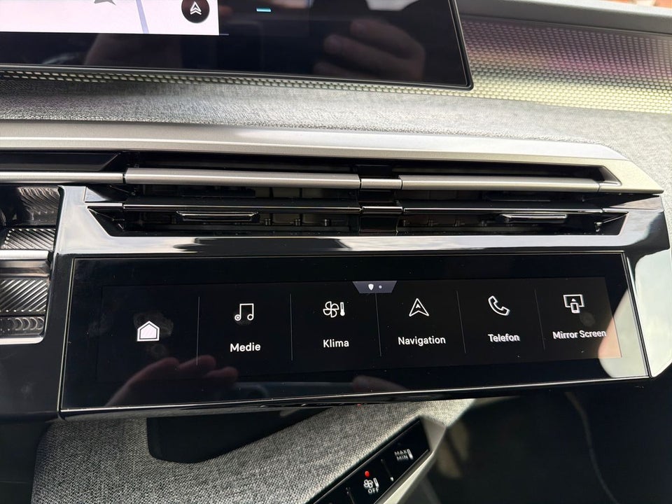 Peugeot e-5008 77 GT Pack 7prs 5d