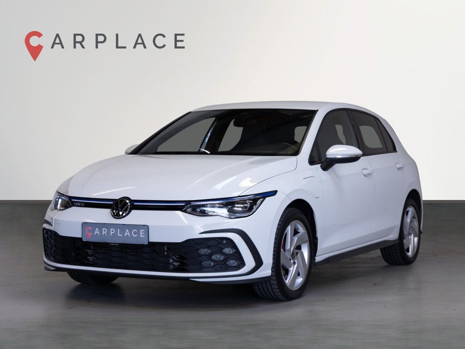 VW Golf VIII 1,4 GTE DSG 5d