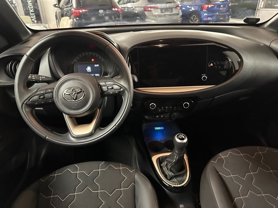 Toyota Aygo X 1,0 Envy 5d