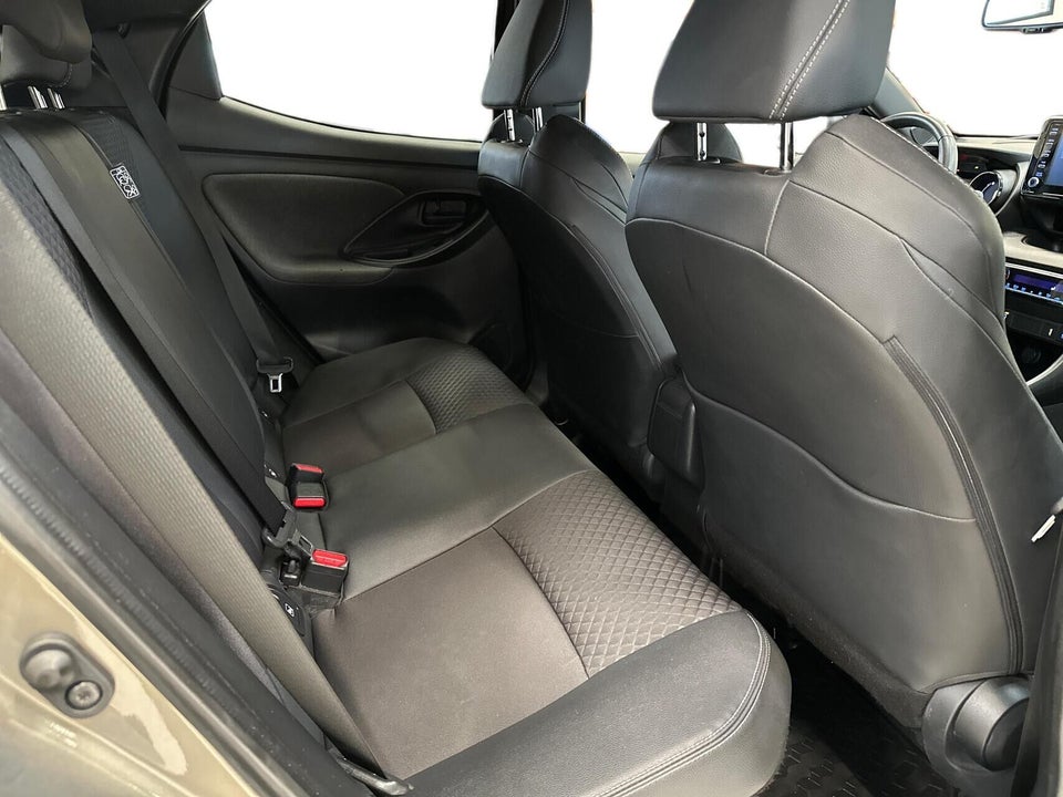 Toyota Yaris 1,5 Hybrid H3 Style e-CVT 5d