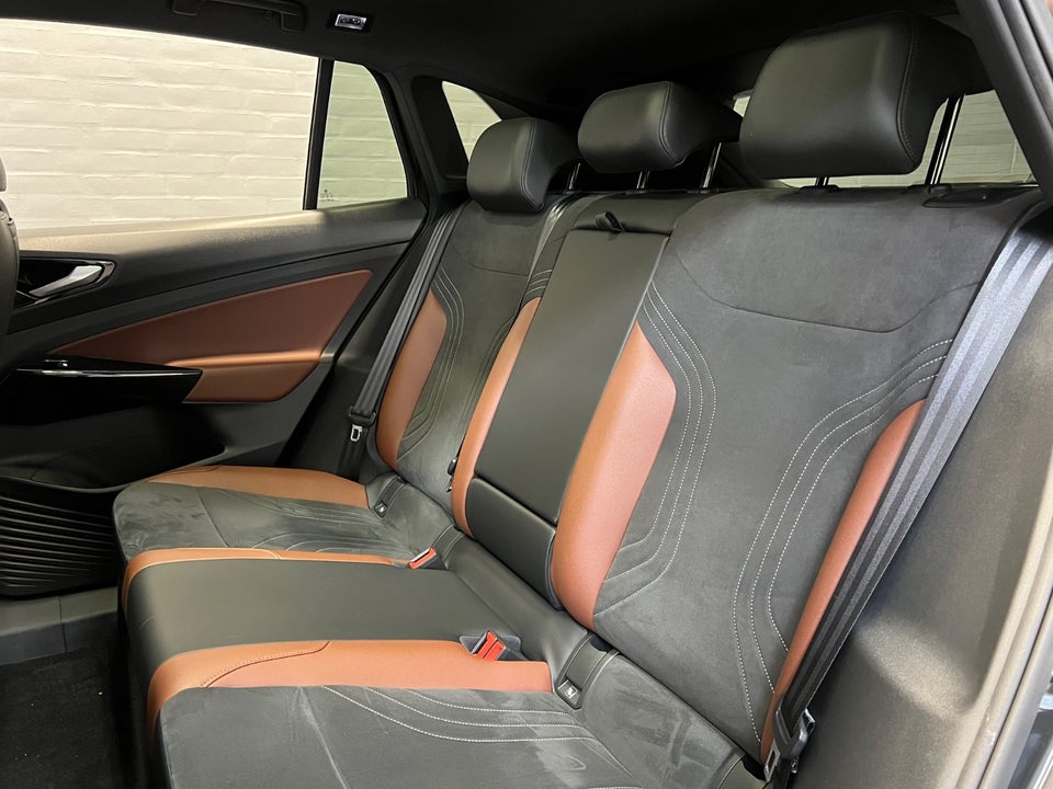 VW ID.4 77 Pro Performance Tech 5d