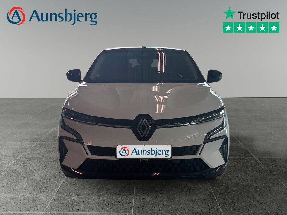 Renault Megane E-Tech 40 Equilibre 5d