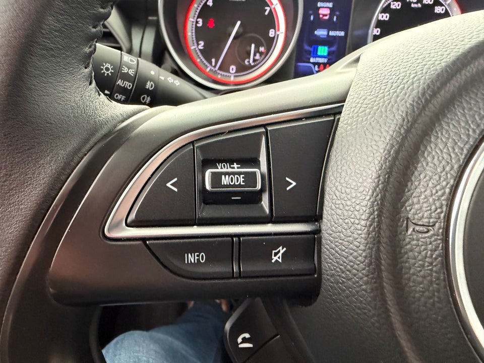 Suzuki Swift 1,2 Dualjet mHybrid Action 5d