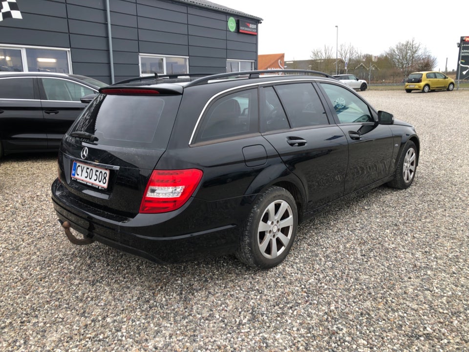 Mercedes C220 2,2 CDi Avantgarde stc. BE 5d