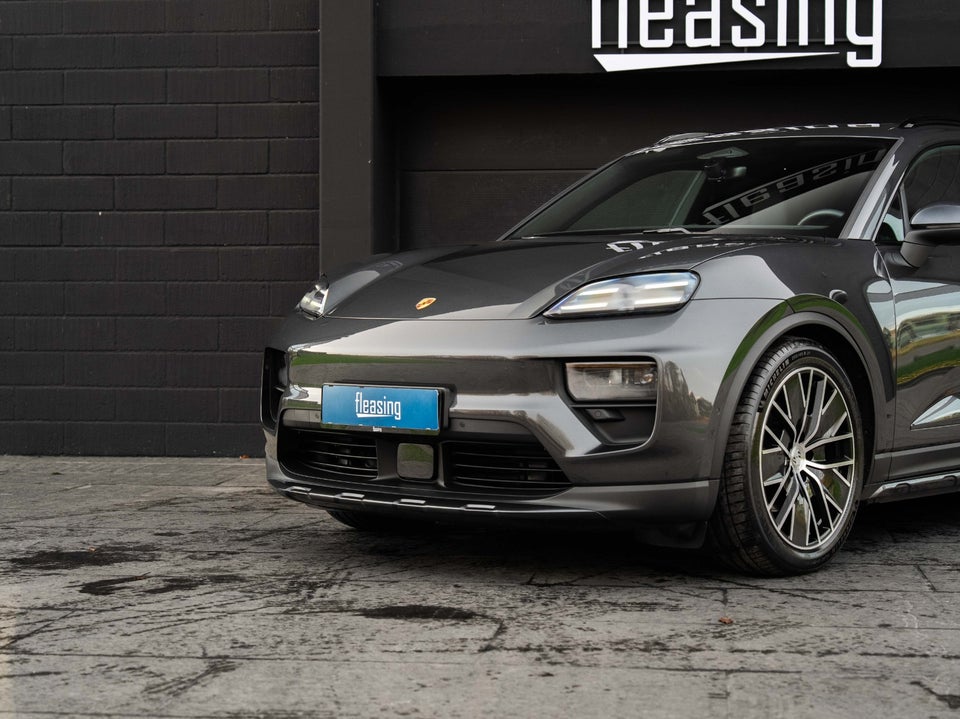 Porsche Macan 4 5d
