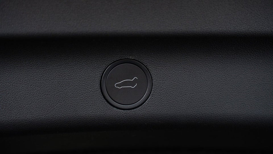 Tesla Model Y Long Range RWD 5d