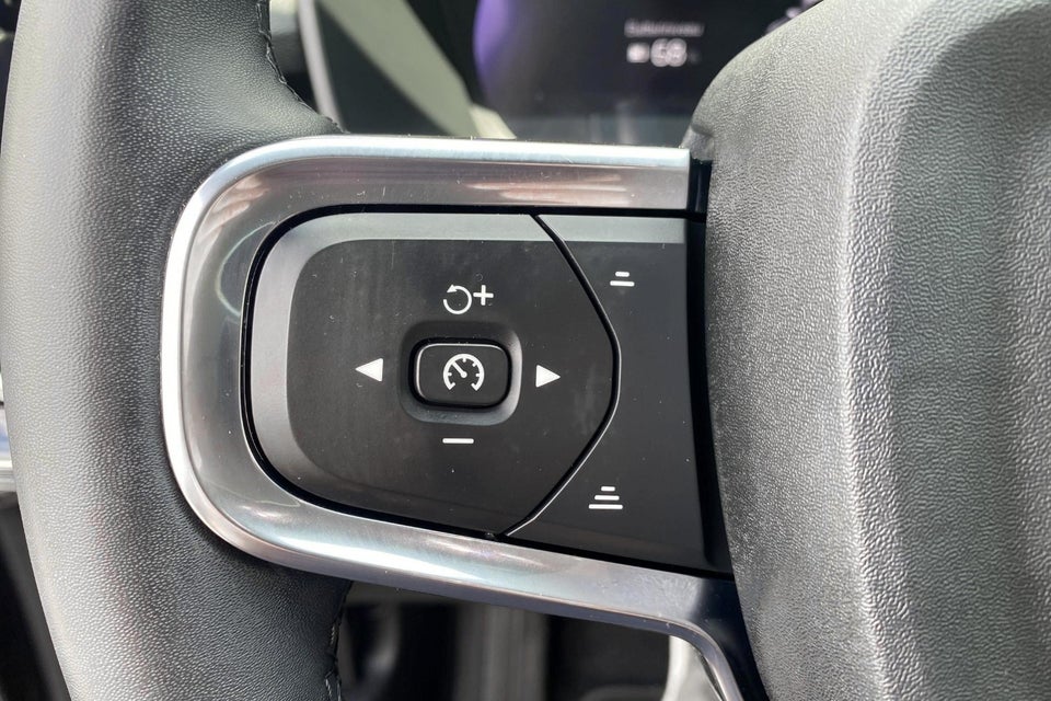 Volvo XC40 P6 ReCharge Core 5d