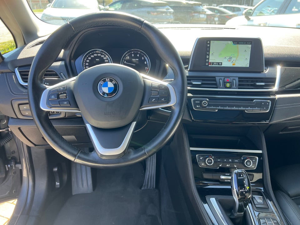 BMW 218i 1,5 Gran Tourer Connected aut. 7prs 5d