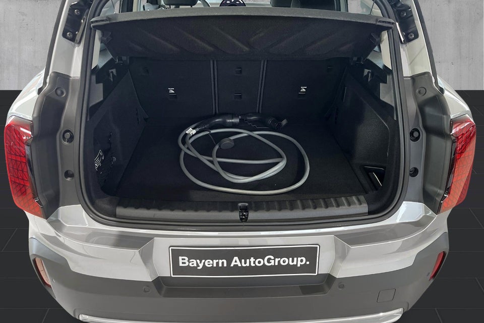 MINI Countryman E Essential Trim XS 5d