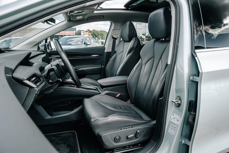 Skoda Enyaq 80 iV Plus Suite 5d