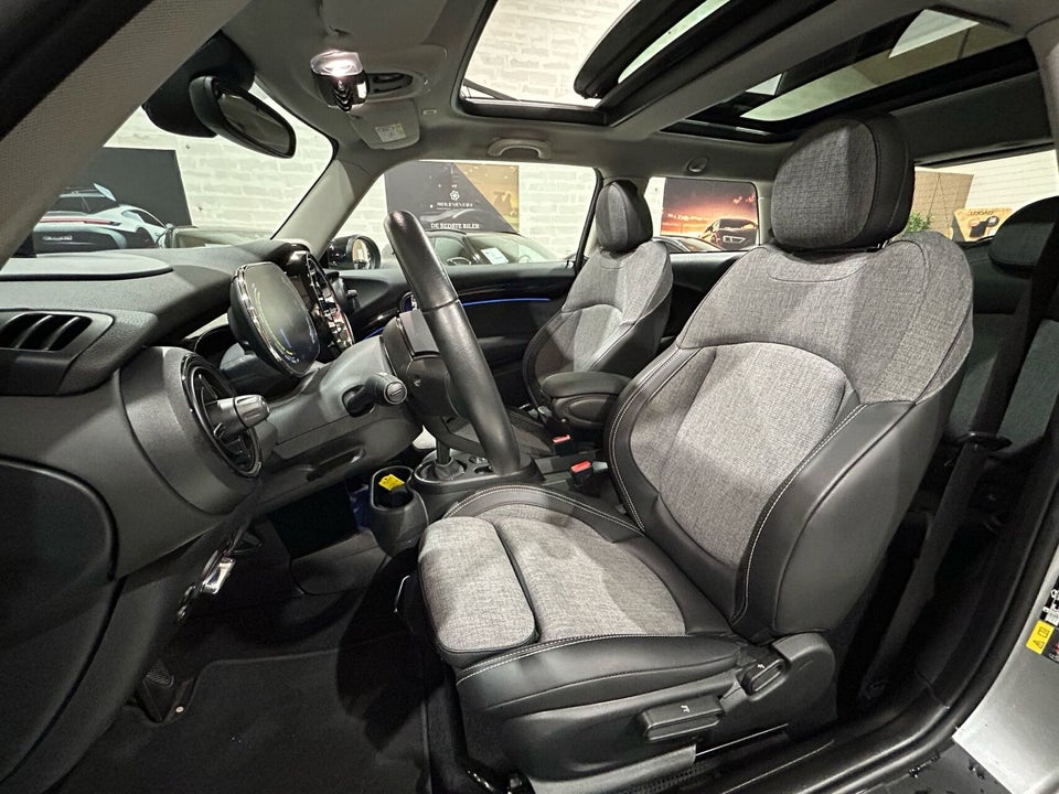 MINI Cooper SE Classic Trim 3d