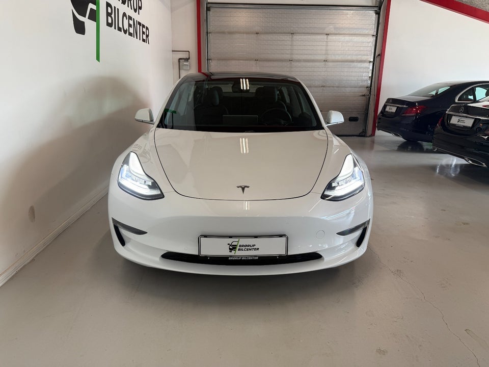 Tesla Model 3 Long Range AWD 4d