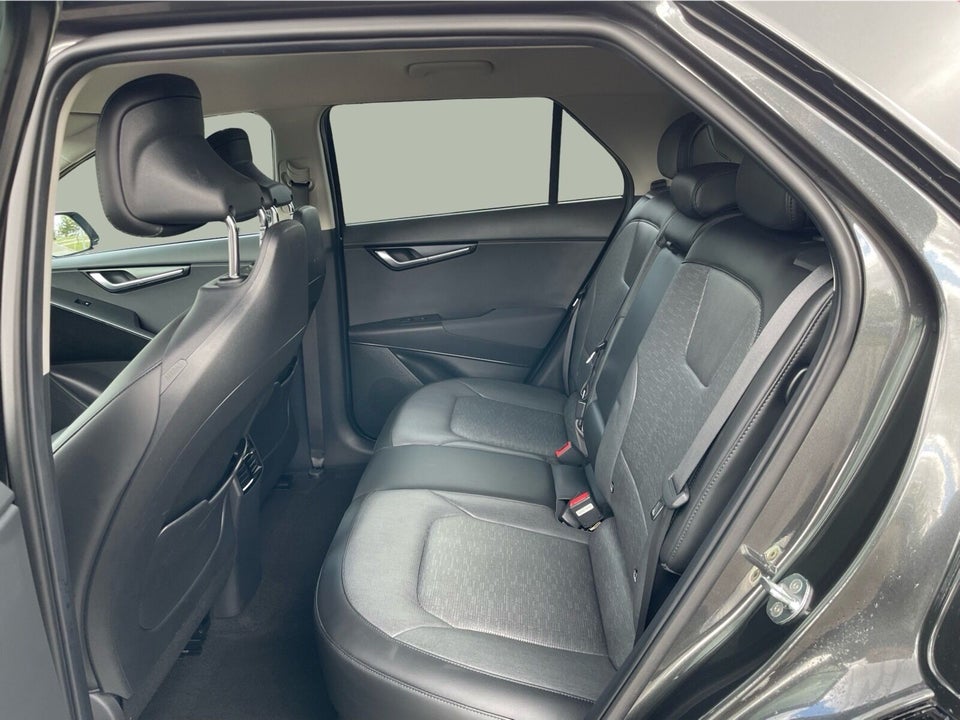 Kia Niro 64 EV Premium 5d