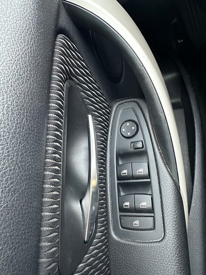 BMW 320d 2,0 Touring aut. 5d