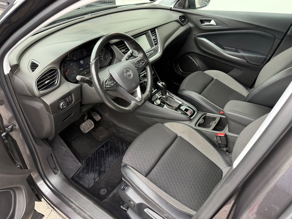 Opel Grandland X 1,2 T 130 Elegance aut. 5d