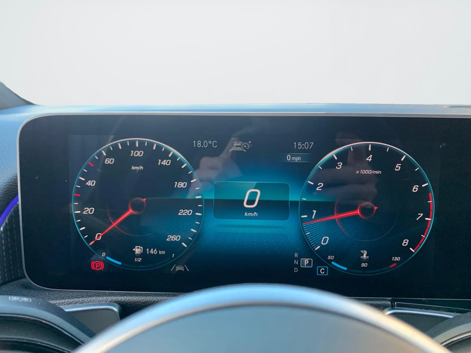 Mercedes GLB200 1,3 Progressive aut. 5d