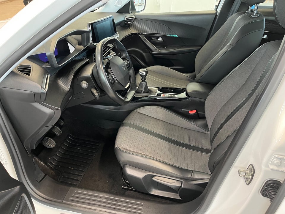 Peugeot 2008 1,2 PureTech 130 Allure Grand 5d