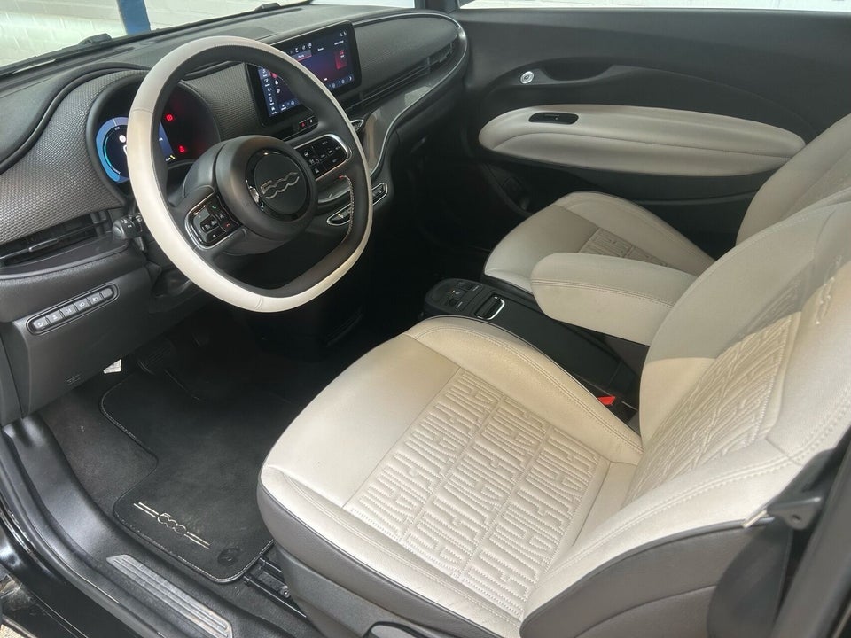 Fiat 500e 42 la Prima Cabrio 2d