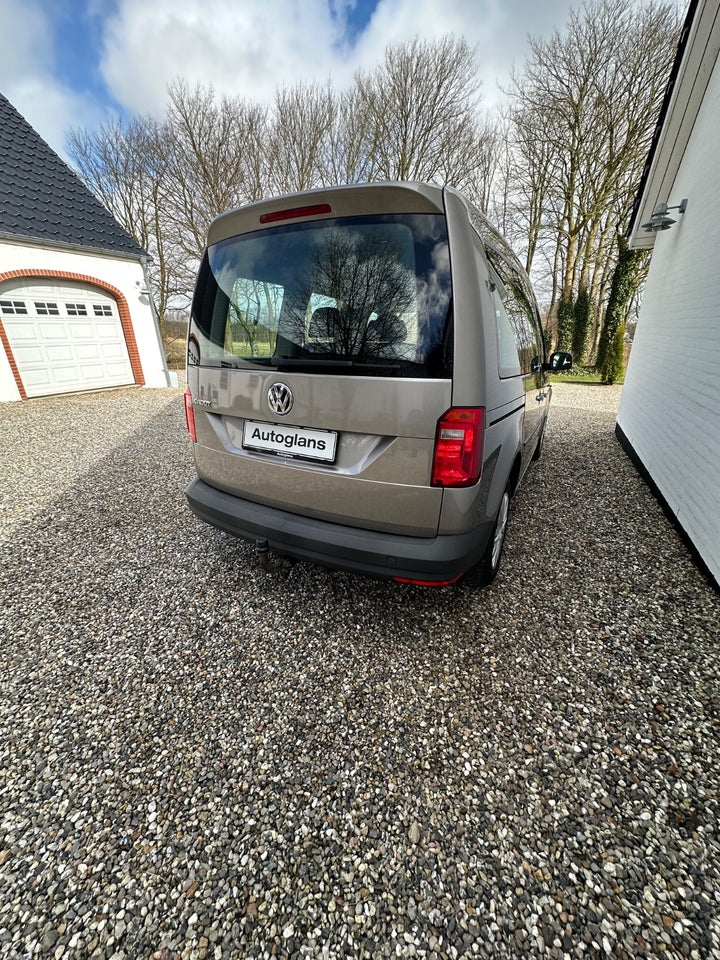 VW Caddy 1,2 TSi 84 Trendline 4d