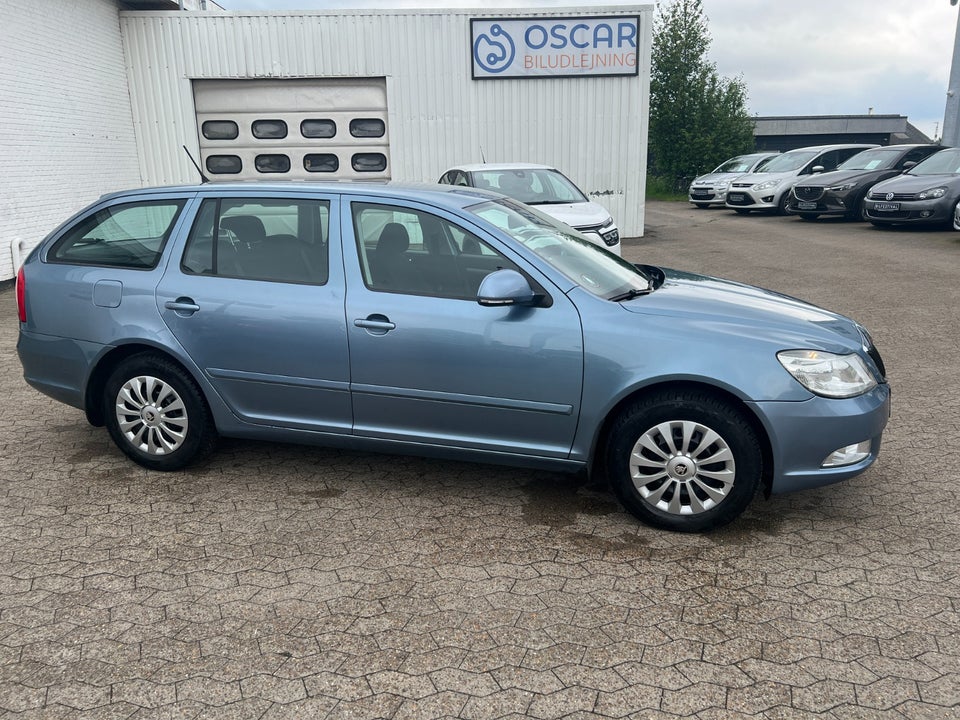 Skoda Octavia 1,4 TSi 122 Elegance Combi DSG 5d