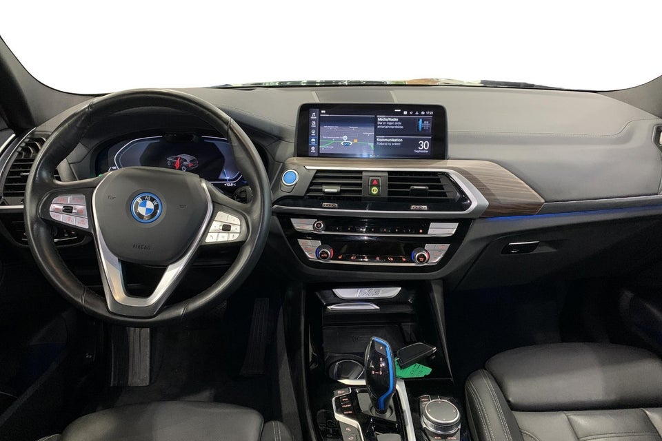 BMW iX3 Executive 5d