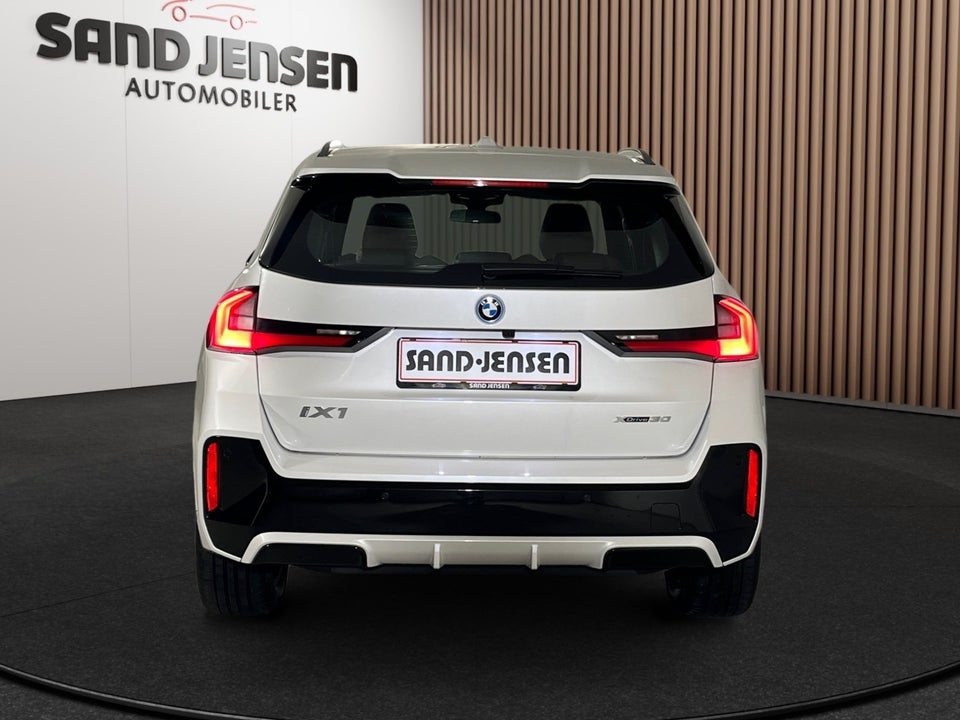 BMW iX1 xDrive30 M-Sport 5d