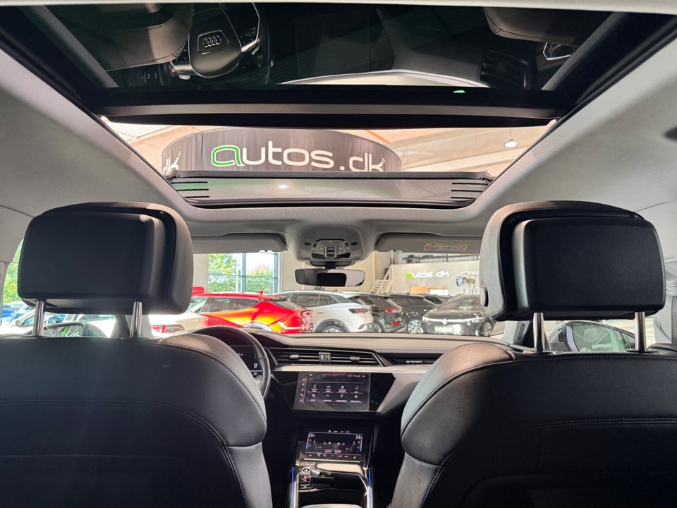 Audi e-tron 55 quattro 5d