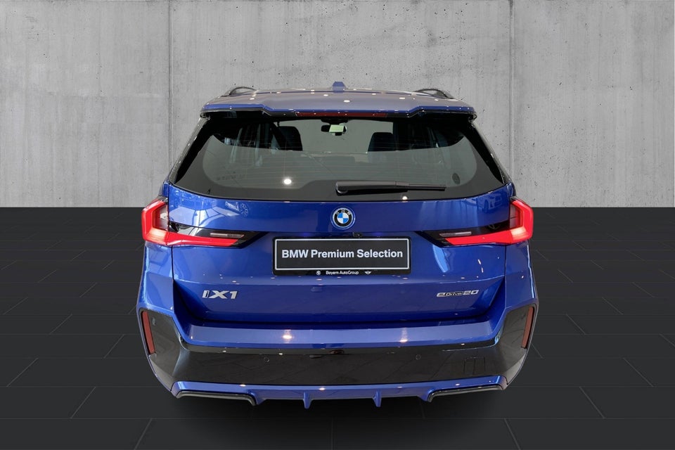 BMW iX1 eDrive20 M-Sport 5d