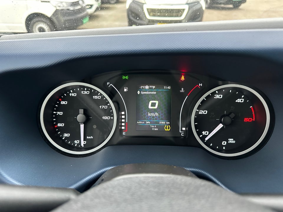 Iveco Daily 3,0 35S18 3750mm Lad AG8 2d