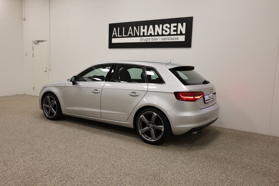 Audi A3 1,8 TFSi Ambition S-line Sportback S-tr. 5d