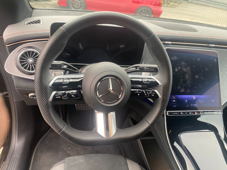 Mercedes EQE350 AMG Line 4Matic 4d