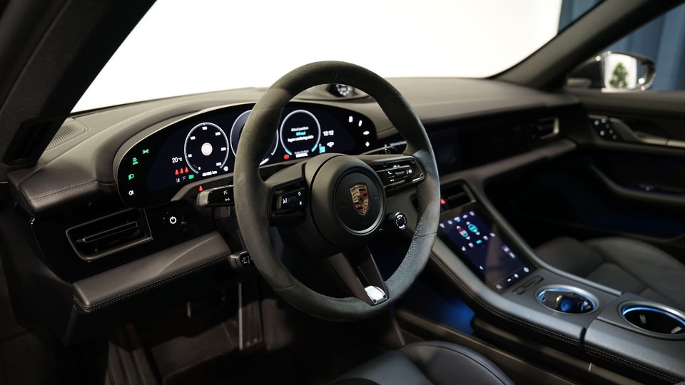 Porsche Taycan 4S Performance+ 4d