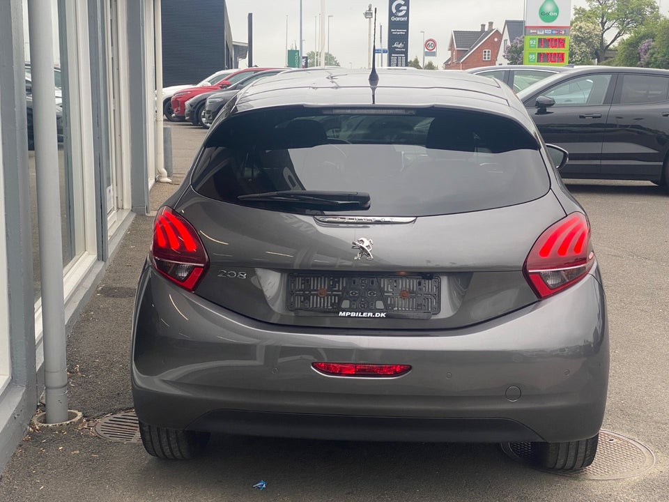 Peugeot 208 1,5 BlueHDi 100 Prestige Sky 5d