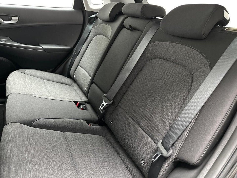 Hyundai Kona 39 EV Select 5d