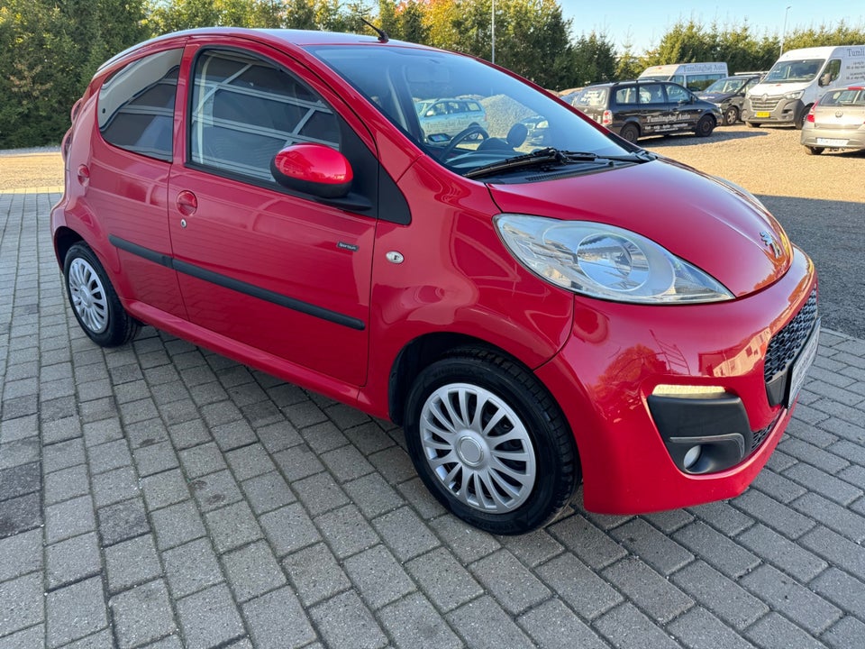 Peugeot 107 1,0 Sportium 5d