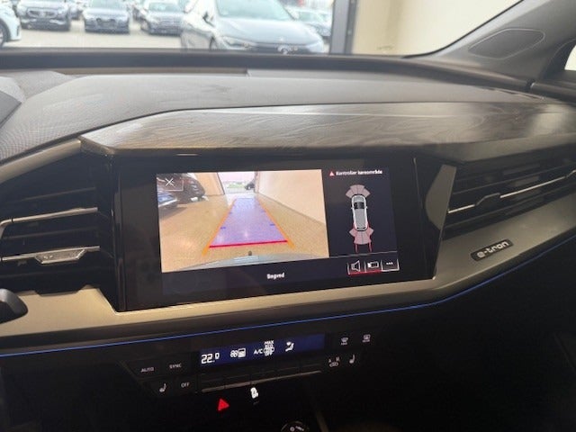 Audi Q4 e-tron 40  5d